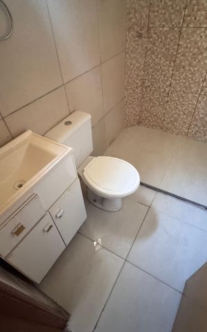 Apartamento à venda com 55m², 2 quartos e 1 vaga Apartamento à venda com 55m², 2 quartos e 1 vagaBanheiro Social