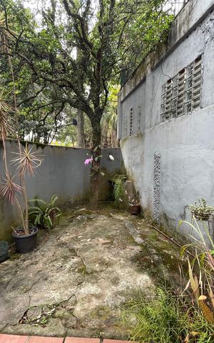Casa para alugar com 140m², 4 quartos e 1 vaga Casa para alugar com 140m², 4 quartos e 1 vagaQuintal
