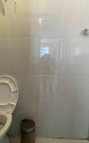 Casa para alugar com 140m², 4 quartos e 1 vaga Casa para alugar com 140m², 4 quartos e 1 vagaBanheiro de Serviço