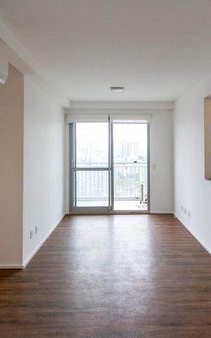 Apartamento à venda com 65m², 2 quartos e 1 vaga Apartamento à venda com 65m², 2 quartos e 1 vagaSala