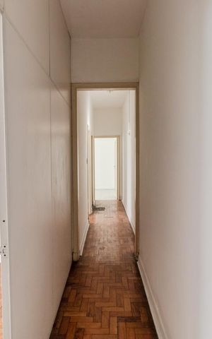 Apartamento à venda com 95m², 2 quartos e sem vagaCorredor