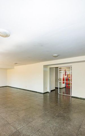 Apartamento à venda com 128m², 3 quartos e 1 vaga Apartamento à venda com 128m², 3 quartos e 1 vagaÁrea comum