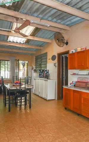 Casa à venda com 169m², 4 quartos e 2 vagasCozinha