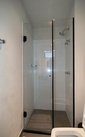 Studio à venda com 17m², 1 quarto e 1 vaga Studio à venda com 17m², 1 quarto e 1 vagaBanheiro