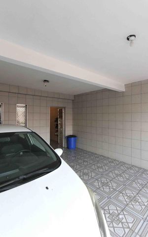 Casa à venda com 150m², 2 quartos e 2 vagas Casa à venda com 150m², 2 quartos e 2 vagasGaragem