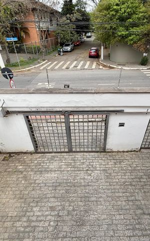 Casa à venda com 491m², 4 quartos e 6 vagas Casa à venda com 491m², 4 quartos e 6 vagasVista Suíte 2