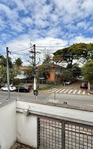 Casa à venda com 491m², 4 quartos e 6 vagas Casa à venda com 491m², 4 quartos e 6 vagasVista Suíte 2