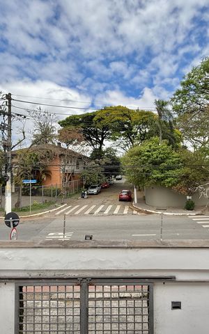 Casa à venda com 491m², 4 quartos e 6 vagas Casa à venda com 491m², 4 quartos e 6 vagasVista Suíte 2
