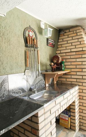 Casa para alugar com 200m², 2 quartos e 2 vagas Casa para alugar com 200m², 2 quartos e 2 vagasChurrasqueira