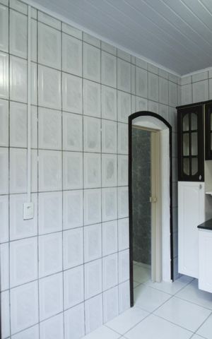 Casa para alugar com 200m², 2 quartos e 2 vagas Casa para alugar com 200m², 2 quartos e 2 vagasCozinha