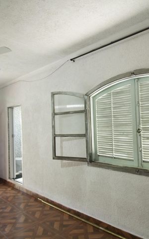 Casa para alugar com 200m², 2 quartos e 2 vagas Casa para alugar com 200m², 2 quartos e 2 vagasSuíte