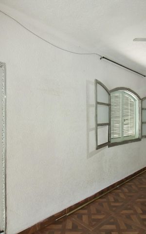 Casa para alugar com 200m², 2 quartos e 2 vagas Casa para alugar com 200m², 2 quartos e 2 vagasSuíte