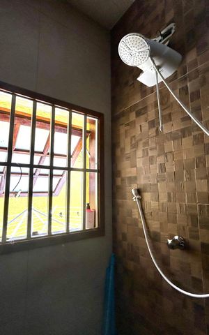 Casa à venda com 194m², 3 quartos e 2 vagas Casa à venda com 194m², 3 quartos e 2 vagasBanheiro da Suíte