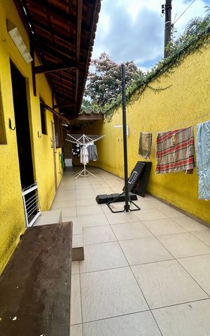 Casa à venda com 194m², 3 quartos e 2 vagas Casa à venda com 194m², 3 quartos e 2 vagasQuintal