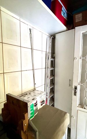 Casa à venda com 194m², 3 quartos e 2 vagas Casa à venda com 194m², 3 quartos e 2 vagasÁrea de Serviço