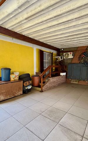 Casa à venda com 194m², 3 quartos e 2 vagas Casa à venda com 194m², 3 quartos e 2 vagasGaragem
