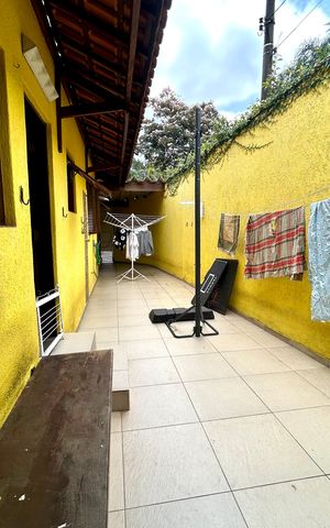 Casa à venda com 194m², 3 quartos e 2 vagas Casa à venda com 194m², 3 quartos e 2 vagasQuintal