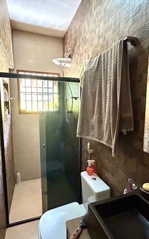 Casa à venda com 194m², 3 quartos e 2 vagas Casa à venda com 194m², 3 quartos e 2 vagasBanheiro da Suíte
