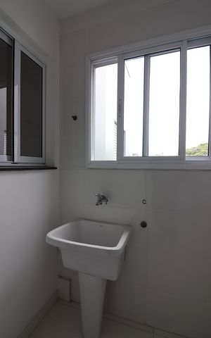 Apartamento à venda com 160m², 3 quartos e 1 vagaÁrea de Serviço