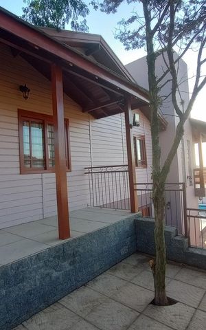 Casa para alugar com 190m², 3 quartos e 2 vagas Casa para alugar com 190m², 3 quartos e 2 vagasFachada