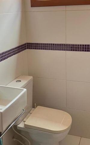 Casa para alugar com 190m², 3 quartos e 2 vagas Casa para alugar com 190m², 3 quartos e 2 vagasLavabo