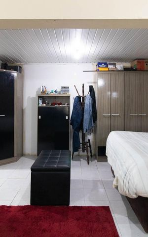 Casa à venda com 64m², 2 quartos e 4 vagasSala/Quarto - Casa 1