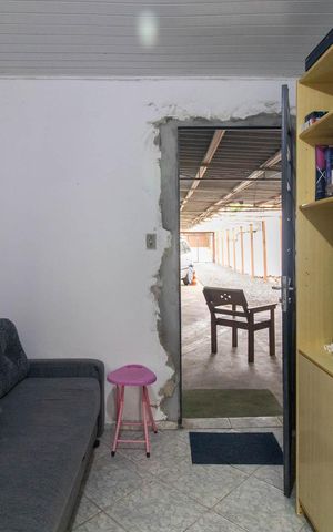 Casa à venda com 64m², 2 quartos e 4 vagasSala - Casa 2