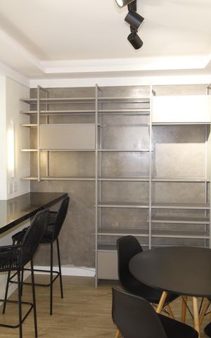Apartamento para alugar com 73m², 1 quarto e sem vagaSala