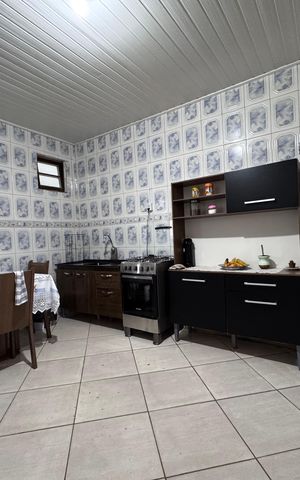 Casa à venda com 120m², 2 quartos e 2 vagas Casa à venda com 120m², 2 quartos e 2 vagasCozinha