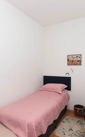 Casa à venda com 133m², 3 quartos e 2 vagasQuarto 1