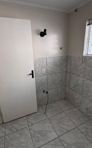 Apartamento à venda com 114m², 2 quartos e 1 vaga Apartamento à venda com 114m², 2 quartos e 1 vagaBanheiro 2