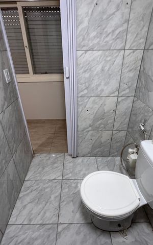 Apartamento à venda com 114m², 2 quartos e 1 vaga Apartamento à venda com 114m², 2 quartos e 1 vagaBanheiro da Suíte