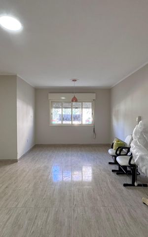 Apartamento à venda com 114m², 2 quartos e 1 vaga Apartamento à venda com 114m², 2 quartos e 1 vagaSala