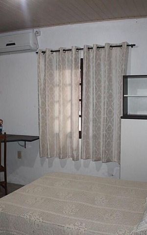 Casa à venda com 180m², 3 quartos e 2 vagas Casa à venda com 180m², 3 quartos e 2 vagasQuarto 1