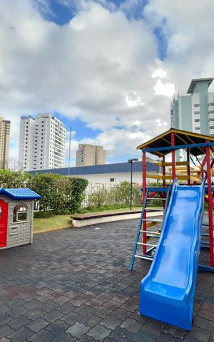 Apartamento à venda com 108m², 3 quartos e 2 vagas Apartamento à venda com 108m², 3 quartos e 2 vagasÁrea comum - Playground