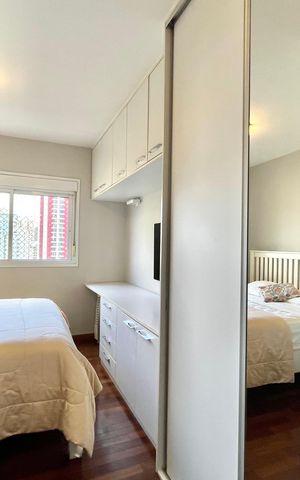 Apartamento à venda com 108m², 3 quartos e 2 vagas Apartamento à venda com 108m², 3 quartos e 2 vagasCloset da Suíte