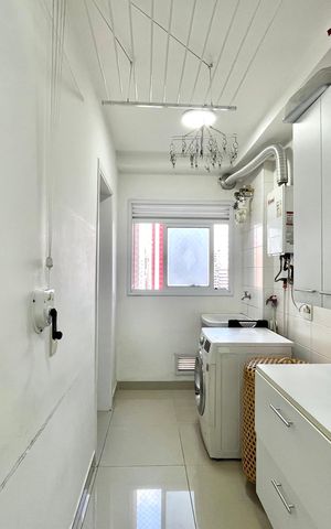 Apartamento à venda com 108m², 3 quartos e 2 vagas Apartamento à venda com 108m², 3 quartos e 2 vagasÁrea de Serviço
