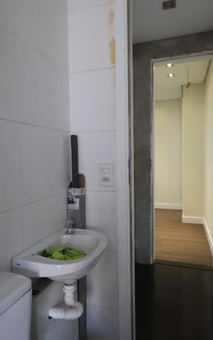 Apartamento para alugar com 265m², 4 quartos e 4 vagasBanheiro de serviço