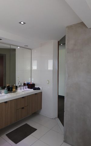 Apartamento para alugar com 265m², 4 quartos e 4 vagasBanheiro da Suíte 