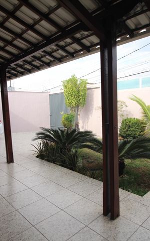 Casa à venda com 420m², 3 quartos e 5 vagasQuintal