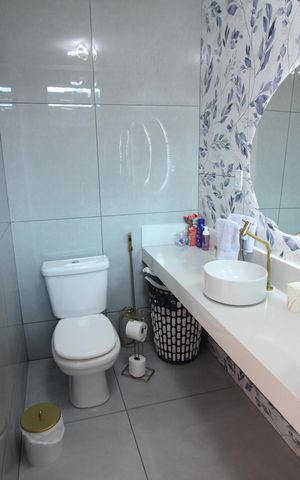 Casa à venda com 420m², 3 quartos e 5 vagasBanheiro da Suíte