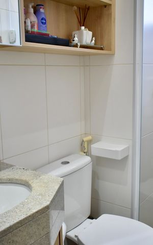 Apartamento à venda com 70m², 2 quartos e 2 vagas Apartamento à venda com 70m², 2 quartos e 2 vagasBanheiro da Suíte