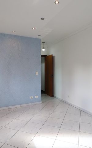 Casa à venda com 220m², 3 quartos e 4 vagasSuíte