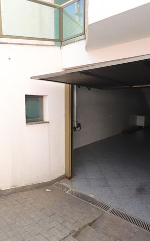 Casa à venda com 220m², 3 quartos e 4 vagasEspaço Gourmet