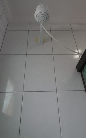 Casa à venda com 220m², 3 quartos e 4 vagasBanheiro da Suíte 1