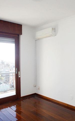 Apartamento à venda com 248m², 3 quartos e 2 vagasQuarto 1