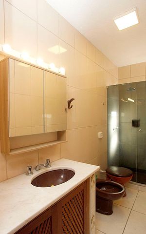 Apartamento à venda com 248m², 3 quartos e 2 vagasBanheiro Social