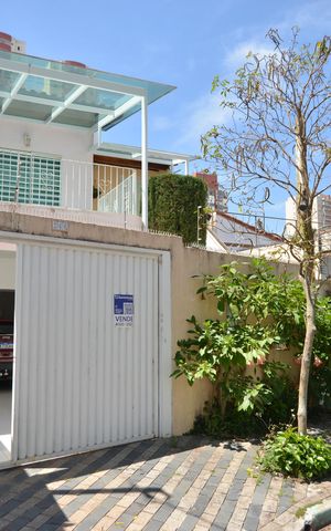 Casa para alugar com 270m², 2 quartos e 3 vagasFachada