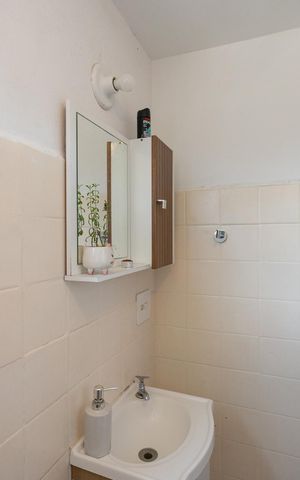 Apartamento à venda com 42m², 1 quarto e sem vaga Apartamento à venda com 42m², 1 quarto e sem vagaBanheiro Social