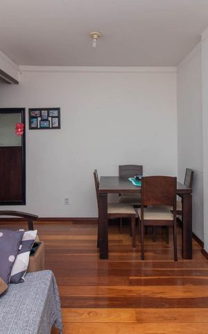 Apartamento à venda com 58m², 2 quartos e 1 vagaSala